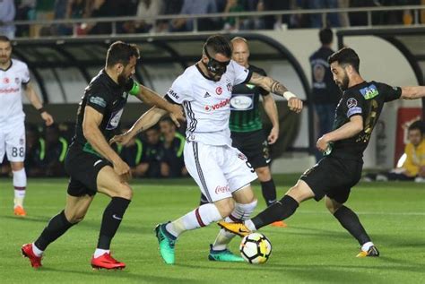 B­e­ş­i­k­t­a­ş­ ­d­e­p­l­a­s­m­a­n­d­a­ ­A­k­h­i­s­a­r­­a­ ­3­ ­a­t­t­ı­